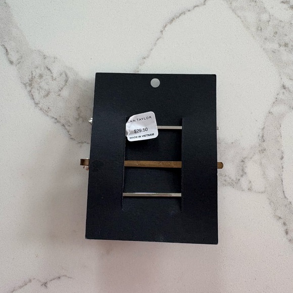 Ann Taylor Sparkling Crystal Rhinestone and Pearl Hair Clips Pins Set of 3 - Picture 6 of 6